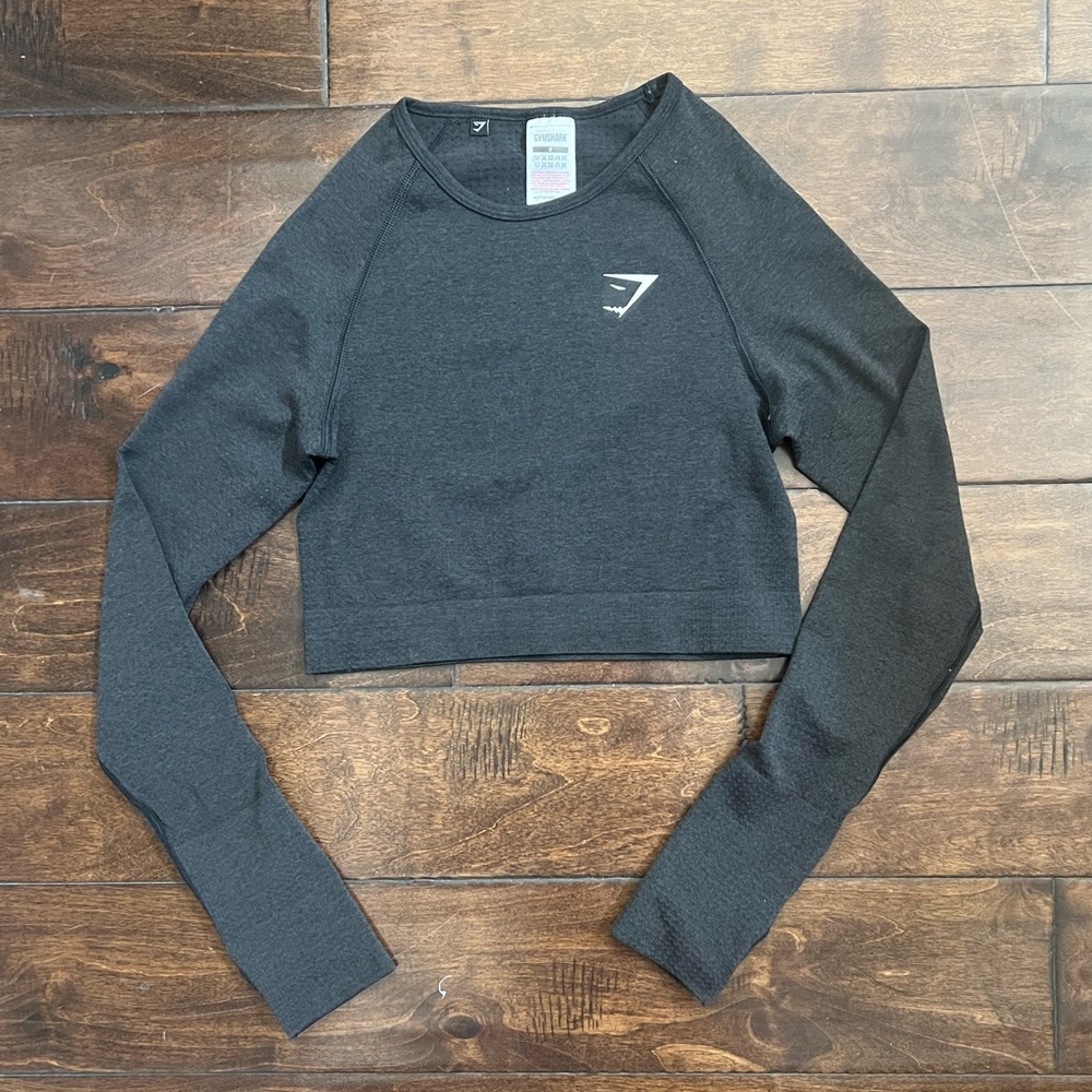 Women’s Gymshark workout top